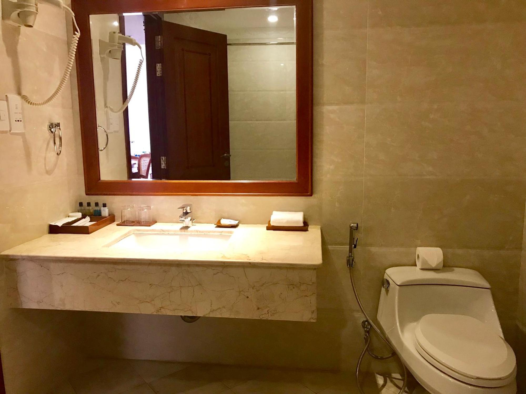 Nha Trang Palace Hotel Bagian luar foto