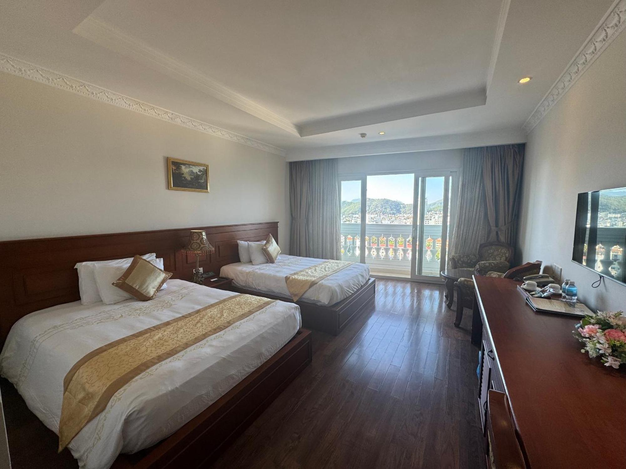 Nha Trang Palace Hotel Bagian luar foto