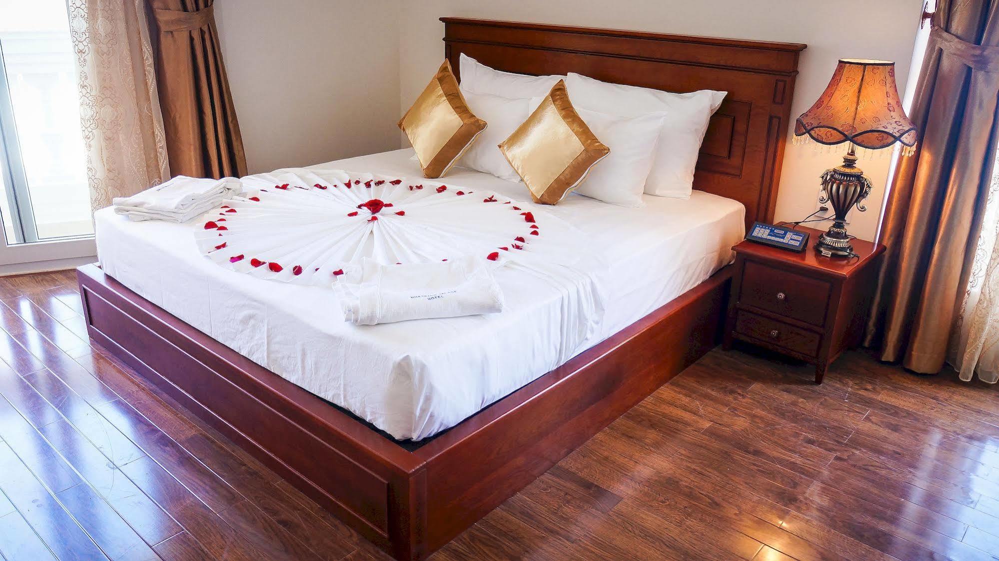 Nha Trang Palace Hotel Bagian luar foto