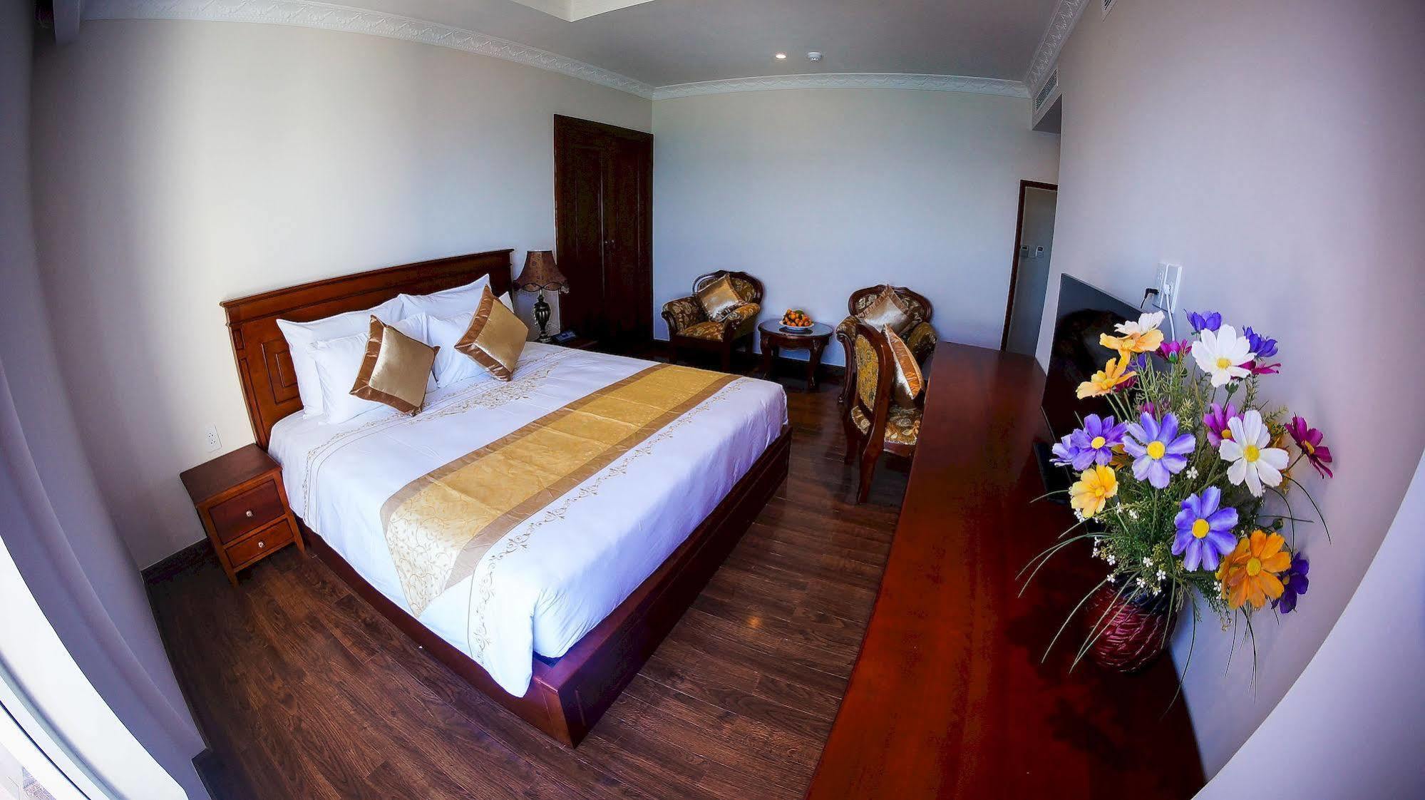 Nha Trang Palace Hotel Bagian luar foto