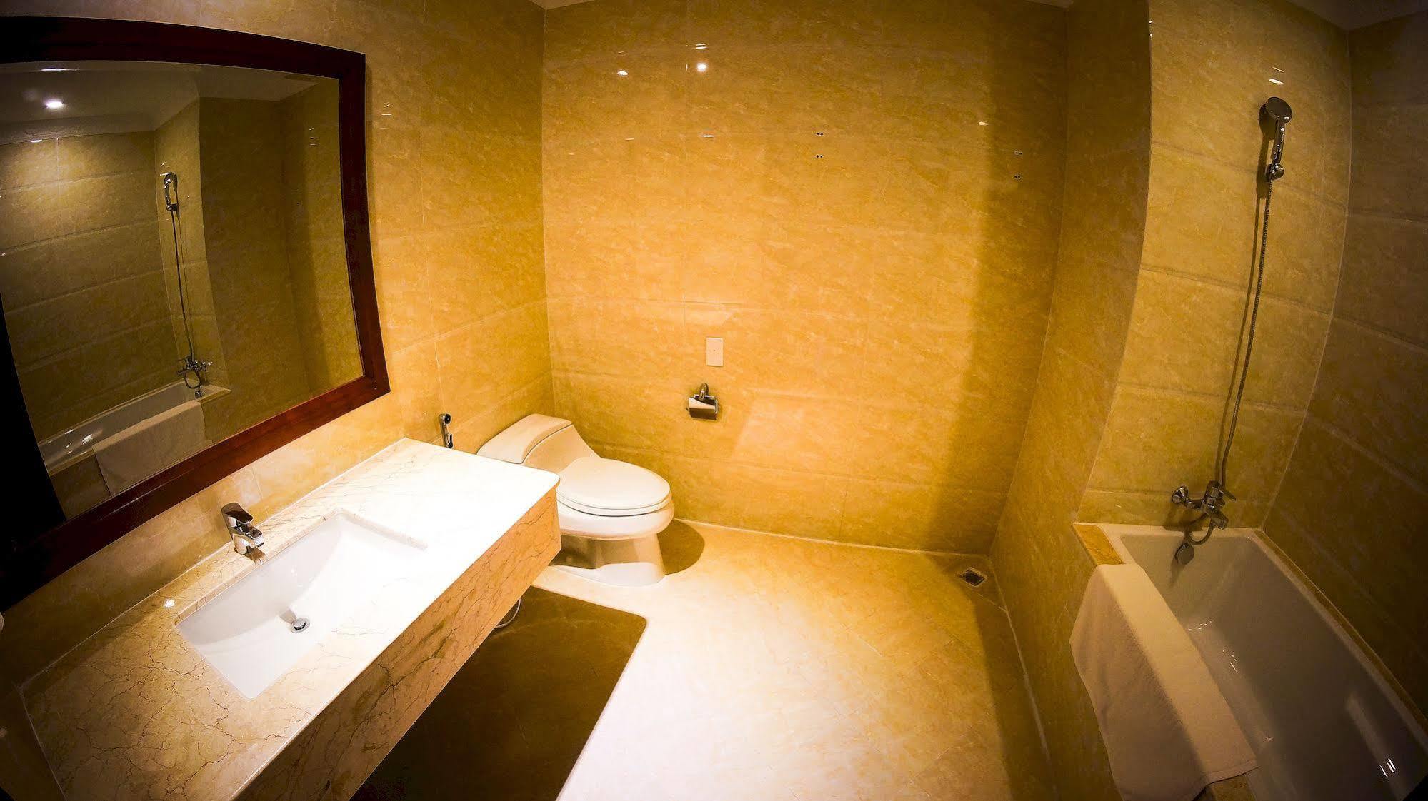 Nha Trang Palace Hotel Bagian luar foto