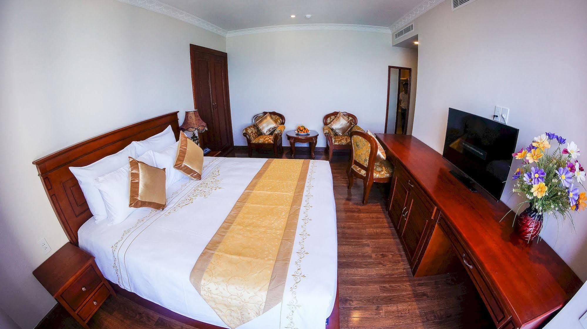 Nha Trang Palace Hotel Bagian luar foto